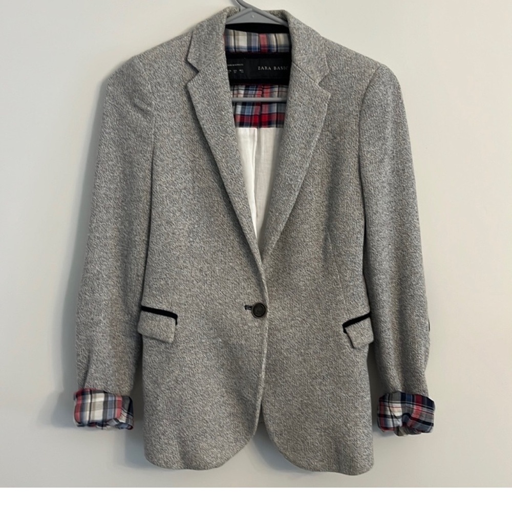 🌺 Zara Gray Blazer with Black Elbow Patches & plaid inset